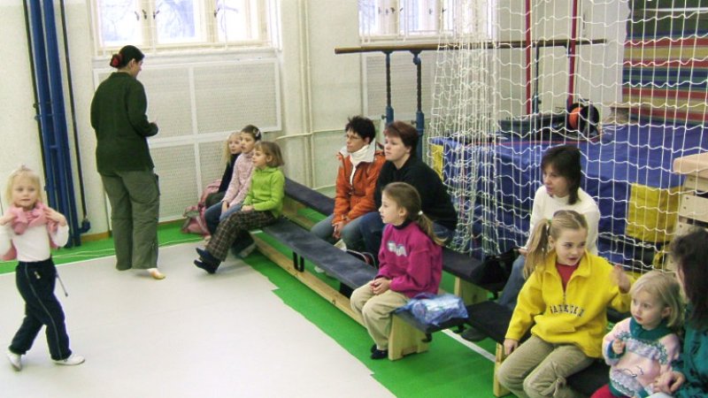 snmek004.jpg