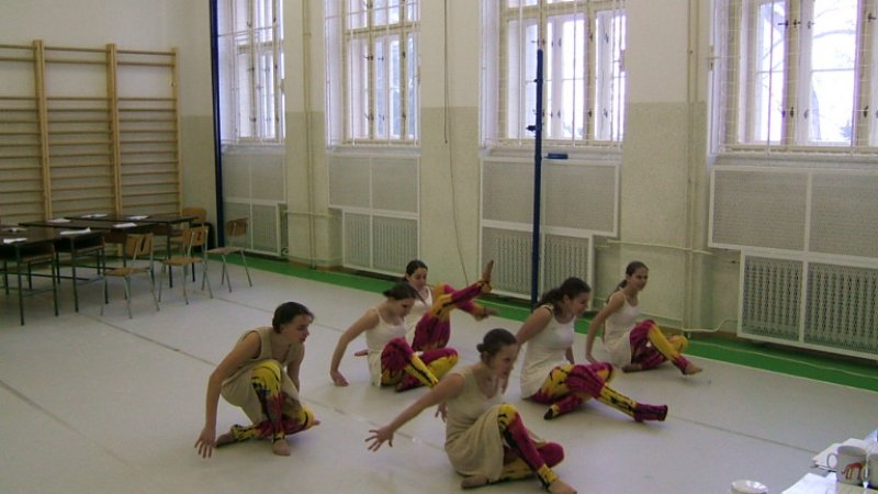 snmek023.jpg