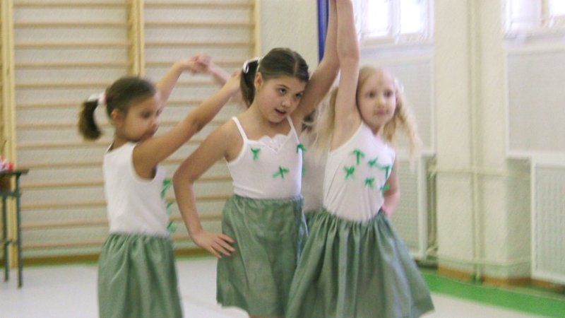 snmek058.jpg